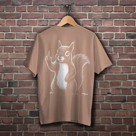 Eichhörnchen – Amber Oversize Unisex T-Shirt mit Rückendruck und kleinem Logo auf der linken Brust